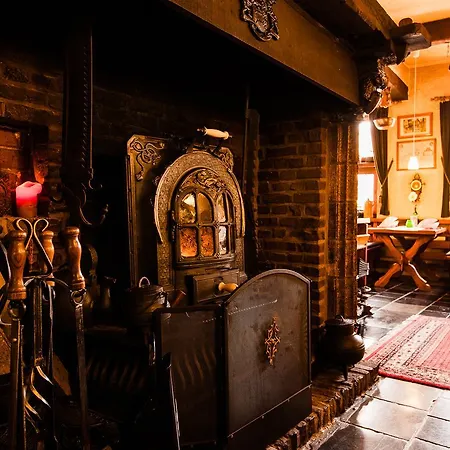 Otel Hotel-restaurant Gasthof Peters Anno 1650