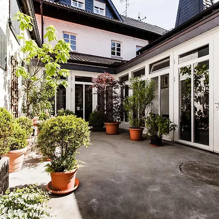 Hotel-restaurant Gasthof Peters Anno 1650 2*