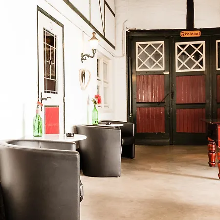 Hotel-restaurant Gasthof Peters Anno 1650 Otel 2*