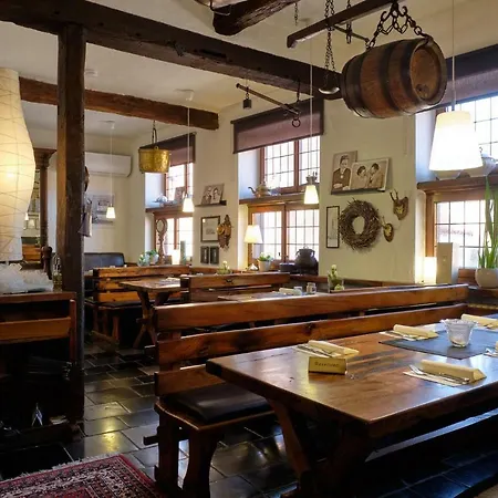 Hotel-restaurant Gasthof Peters Anno 1650 Otel