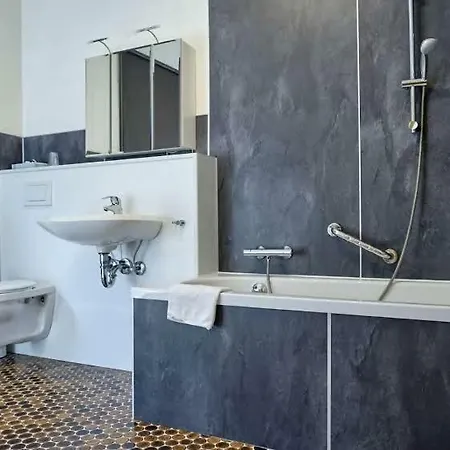 Hotel-restaurant Gasthof Peters Anno 1650 2*