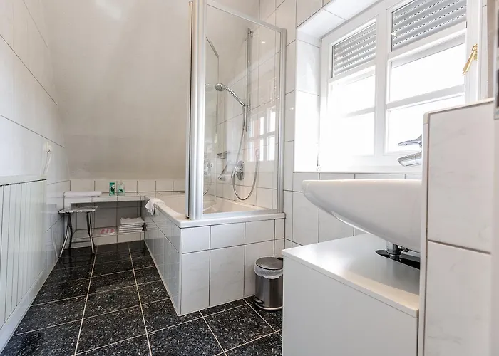 호텔 Hotel-restaurant Gasthof Peters Anno 1650 2*